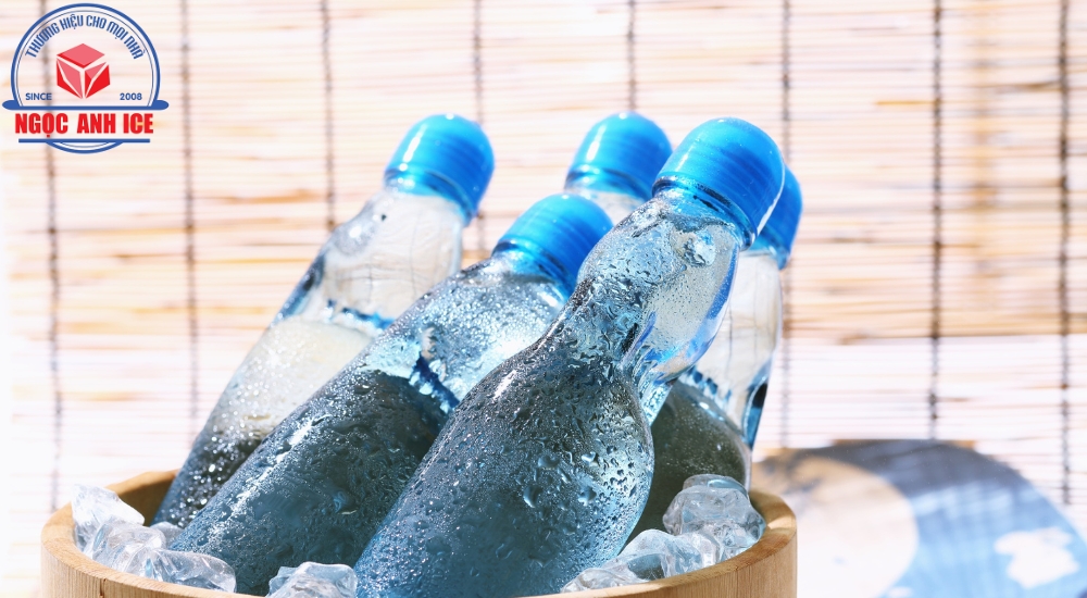 Quy trình giao nước đá sạch hàng ngày chuyên nghiệp gồm các bước